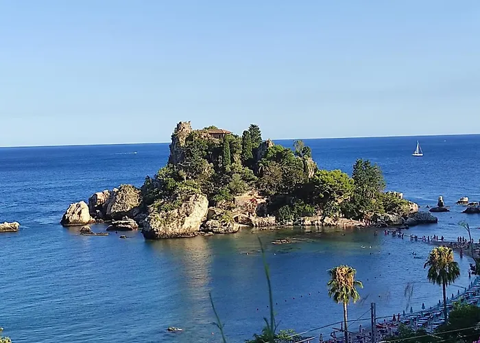 Taormina Holidays Apartamento *