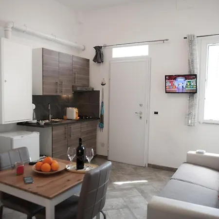 Taormina Holidays Giardini Naxos