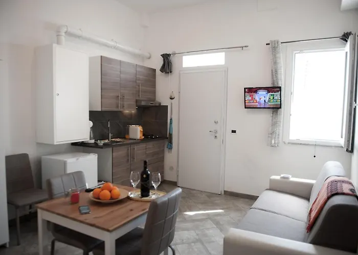 Taormina Holidays ジャルディーニ・ナクソス